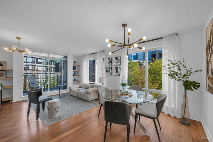 Photo 7 at 605 - 1055 Homer Street, Yaletown, Vancouver West