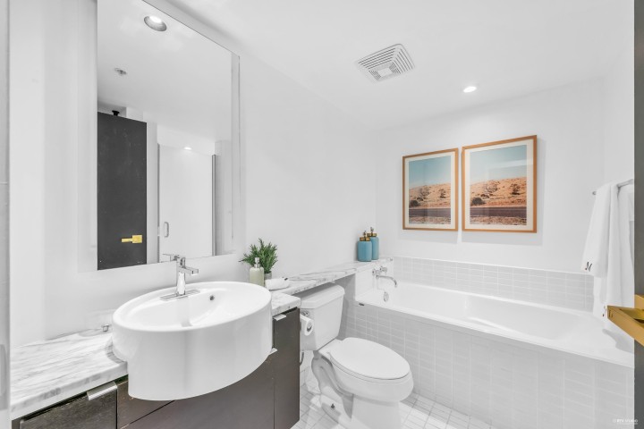 Photo 32 at 605 - 1055 Homer Street, Yaletown, Vancouver West