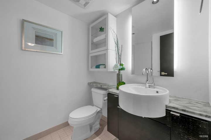 Photo 30 at 605 - 1055 Homer Street, Yaletown, Vancouver West