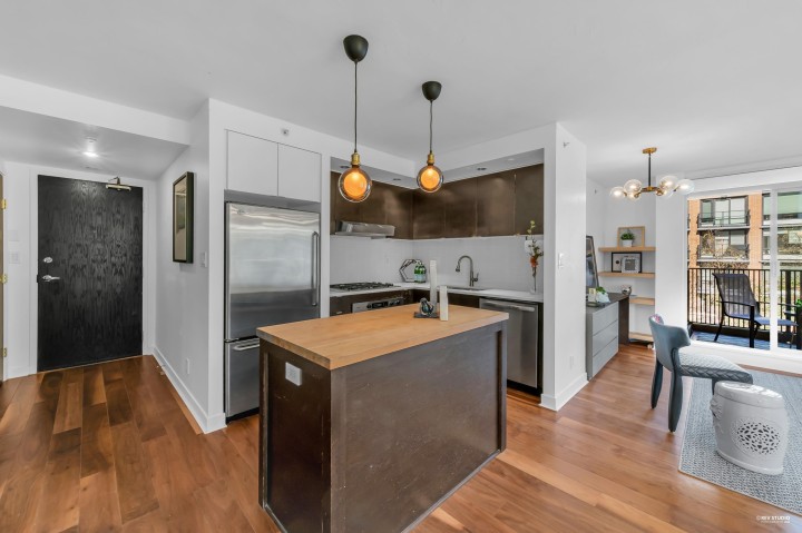 Photo 18 at 605 - 1055 Homer Street, Yaletown, Vancouver West