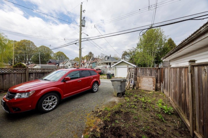 Photo 35 at 431 E 18th Avenue, Fraser VE, Vancouver East