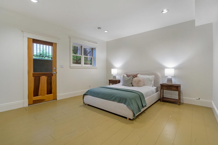 Photo 21 at 33 E 6th Avenue, Mount Pleasant VE, Vancouver East