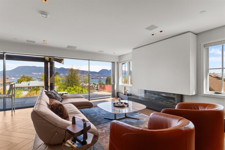 Photo 3 at 4546 Langara Avenue, Point Grey, Vancouver West