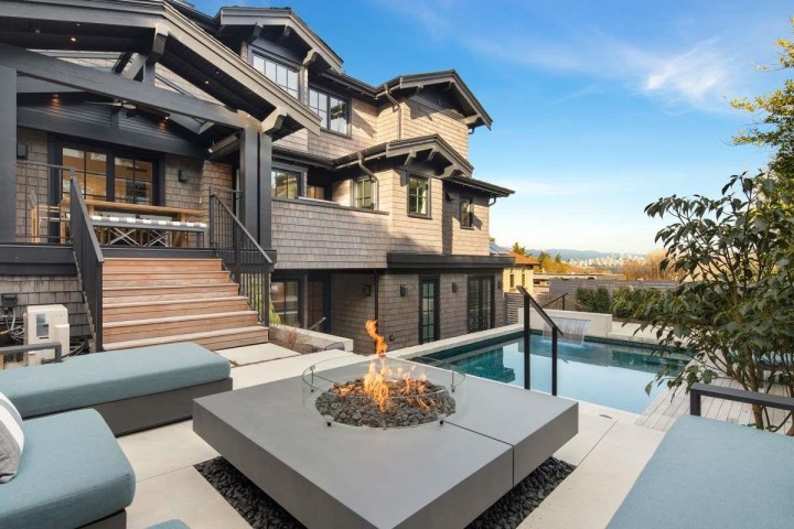 Photo 1 at 4546 Langara Avenue, Point Grey, Vancouver West