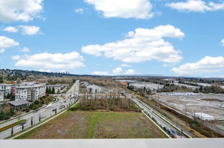 Photo 13 at 1403 - 3581 E Kent Avenue North, South Marine, Vancouver East