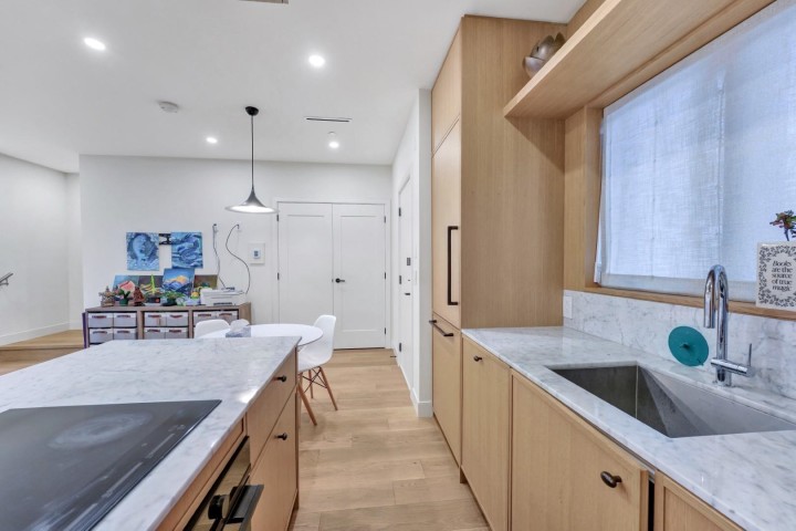 Photo 7 at 1232 W 26th Avenue, Shaughnessy, Vancouver West