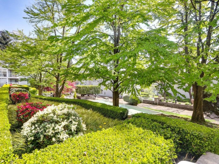Photo 13 at 3 - 8420 Jellicoe Street, South Marine, Vancouver East