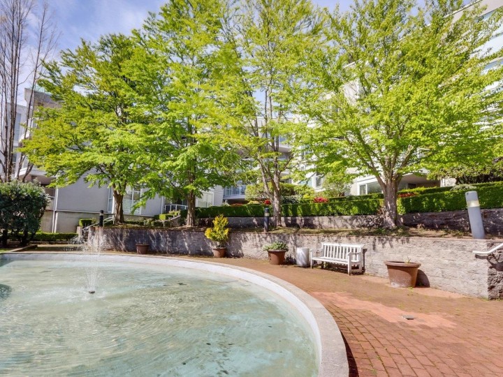 Photo 17 at 3 - 8420 Jellicoe Street, South Marine, Vancouver East