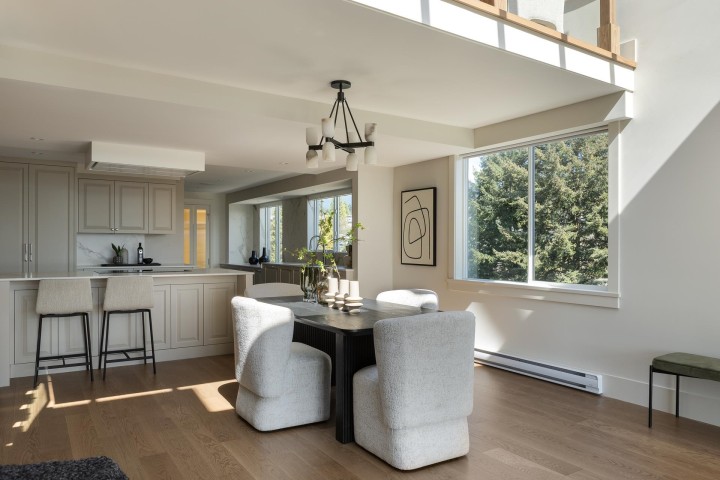 Photo 7 at 701 - 475 13th Street, Ambleside, West Vancouver