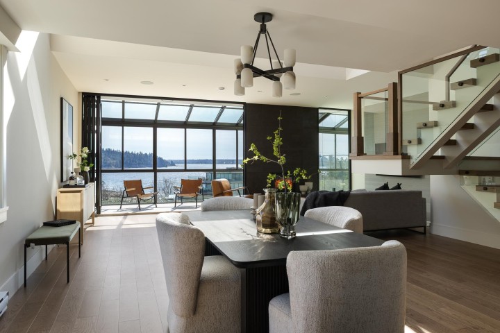 Photo 1 at 701 - 475 13th Street, Ambleside, West Vancouver