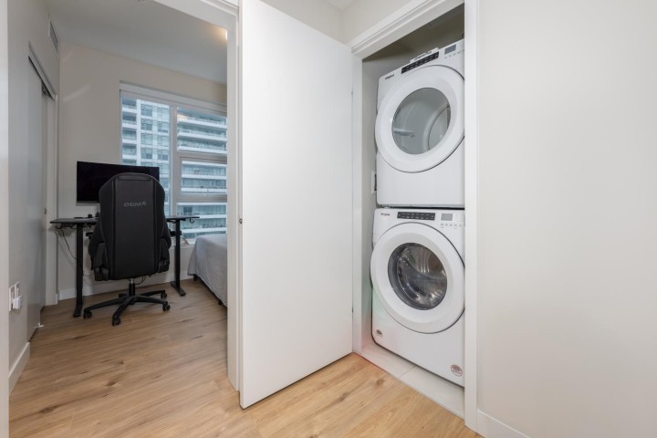 Photo 17 at 1507 - 3430 E Kent Avenue South, South Marine, Vancouver East