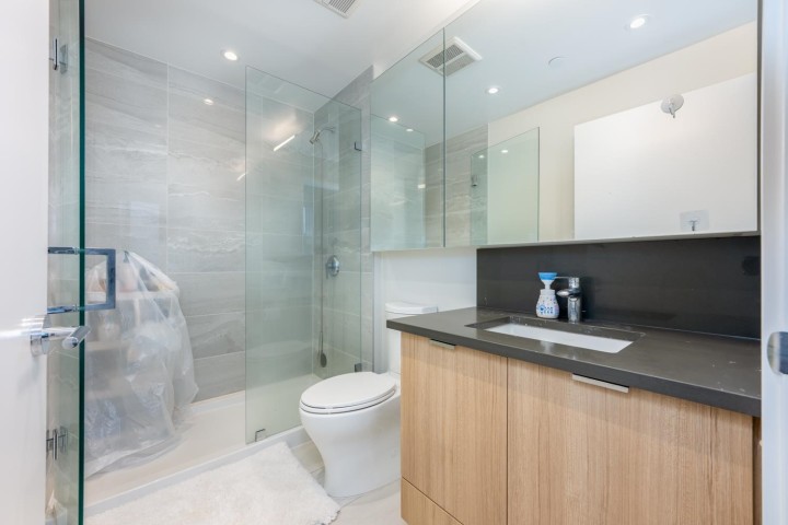 Photo 16 at 1507 - 3430 E Kent Avenue South, South Marine, Vancouver East