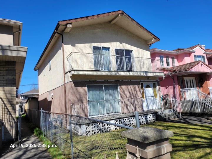 Photo 1 at 2119 E 47th Avenue, Killarney VE, Vancouver East
