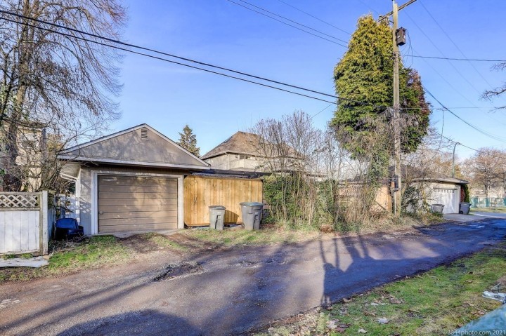 Photo 30 at 2016 W 48th Avenue, Kerrisdale, Vancouver West