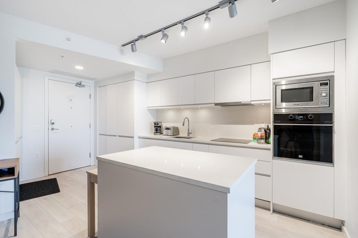 Photo 6 at 1119 - 180 E 2nd Avenue, Mount Pleasant VE, Vancouver East