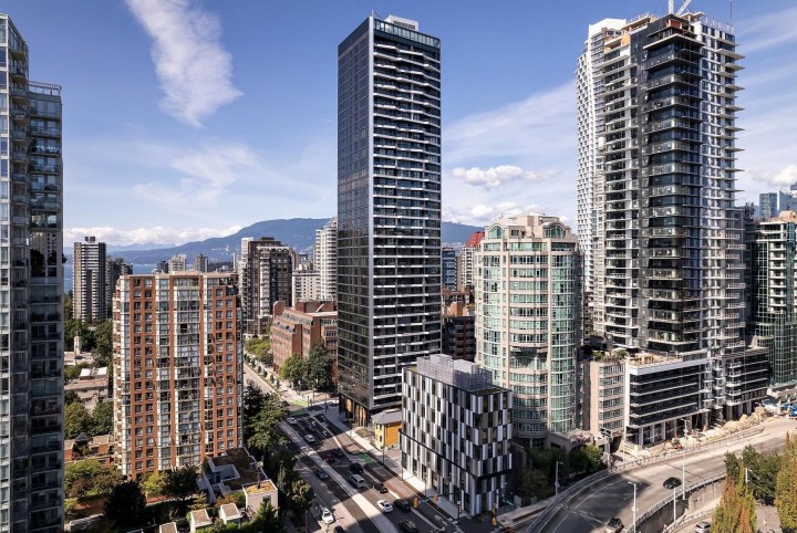 Photo 2 at 801 - 889 Pacific Street, Downtown VW, Vancouver West