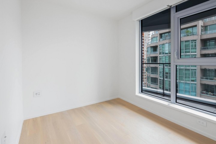 Photo 12 at 801 - 889 Pacific Street, Downtown VW, Vancouver West
