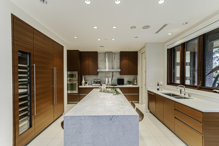 Photo 2 at 3875 W 36th Avenue, Dunbar, Vancouver West