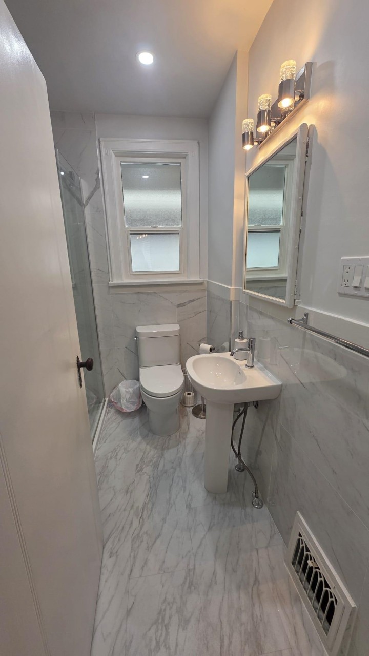 Photo 5 at 2622 Charles Street, Renfrew VE, Vancouver East