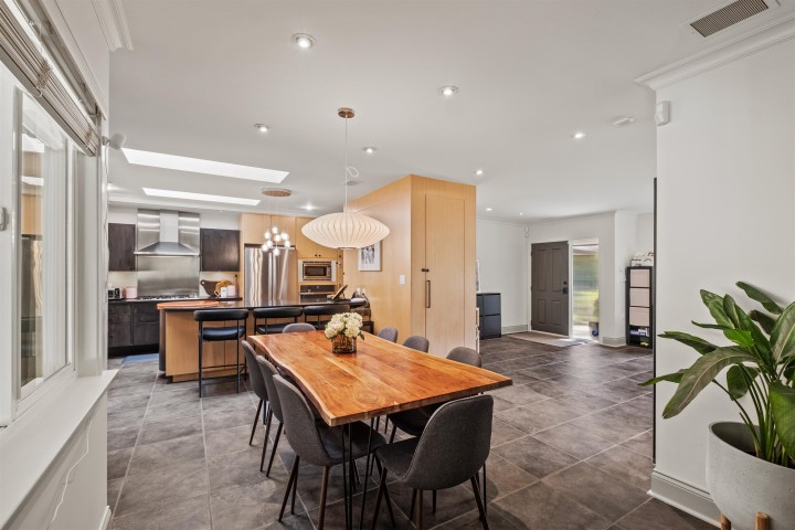 Photo 8 at 355 Rabbit Lane, British Properties, West Vancouver