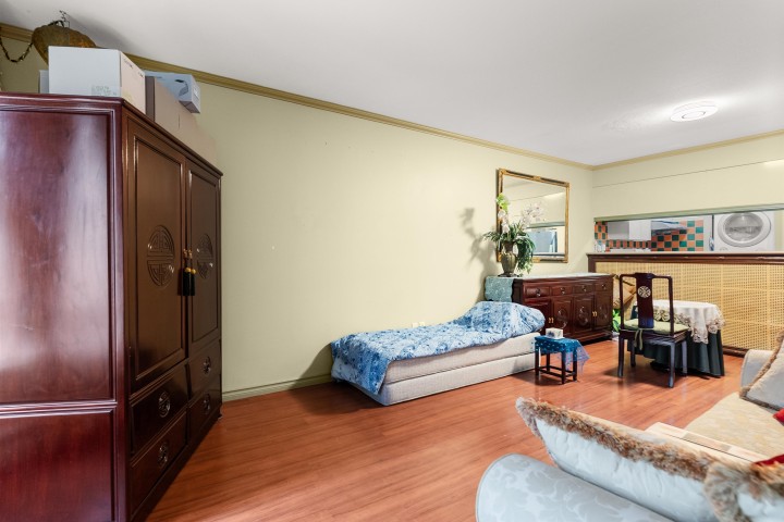 Photo 11 at 308 - 1823 E Georgia Street, Hastings, Vancouver East