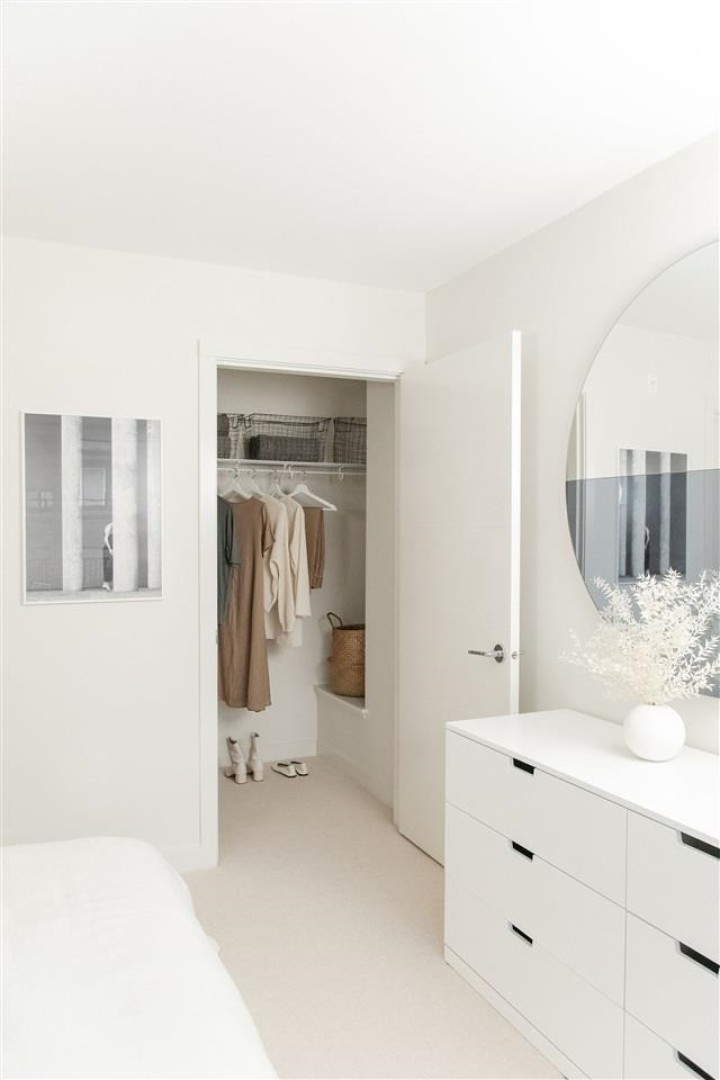 Photo 7 at 7893 Oak Street, Marpole, Vancouver West