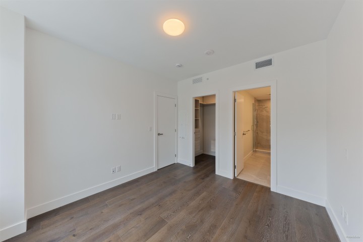Photo 16 at 603 - 423 6th Street, Park Royal, West Vancouver