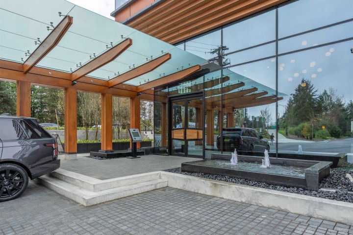 Photo 3 at 603 - 423 6th Street, Park Royal, West Vancouver