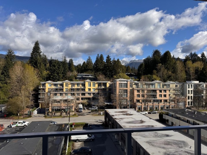 Photo 25 at 603 - 423 6th Street, Park Royal, West Vancouver