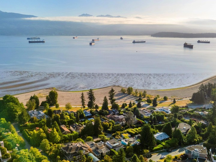 Photo 1 at 1550 Blanca Street, Point Grey, Vancouver West