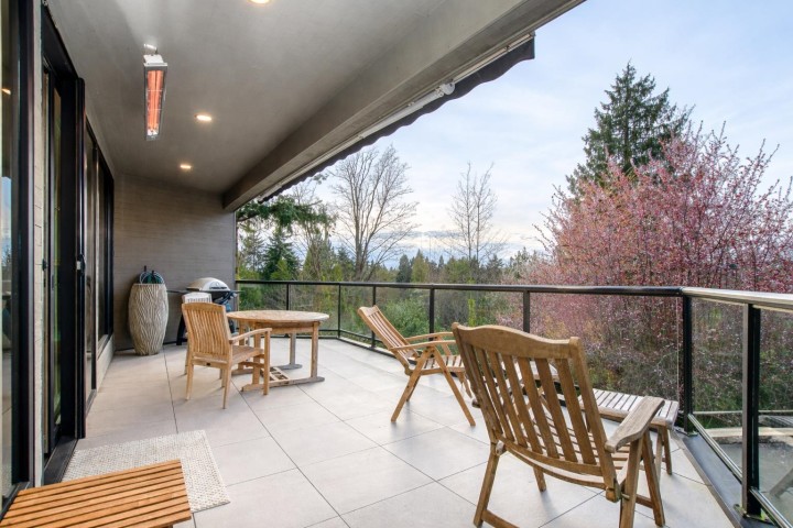 Photo 4 at 2236 Yewbrook Place, Southlands, Vancouver West
