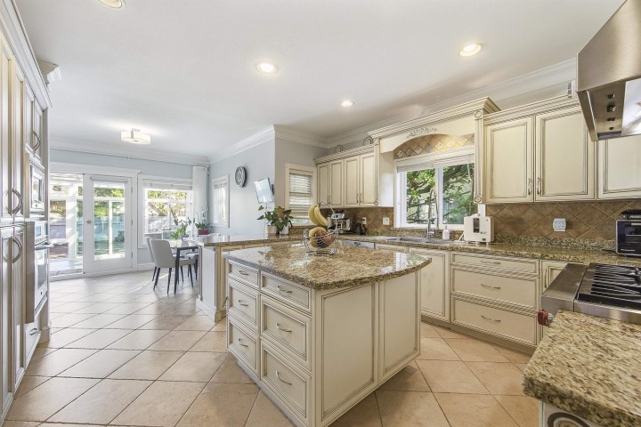 Photo 12 at 6418 Marguerite Street, South Granville, Vancouver West