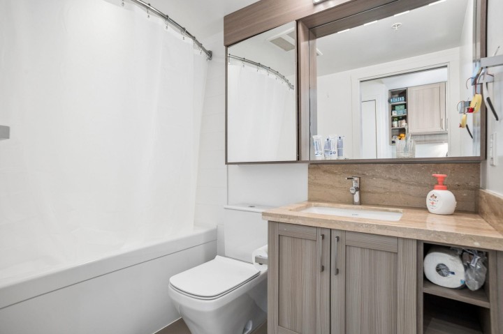 Photo 8 at 317 - 5665 Boundary Road, Collingwood VE, Vancouver East