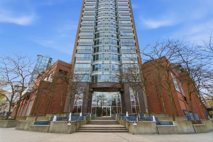Photo 11 at 2705 - 63 Keefer Place, Downtown VW, Vancouver West