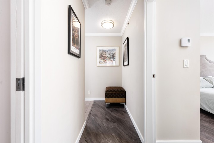 Photo 15 at 1606 - 33 Smithe Street, Yaletown, Vancouver West