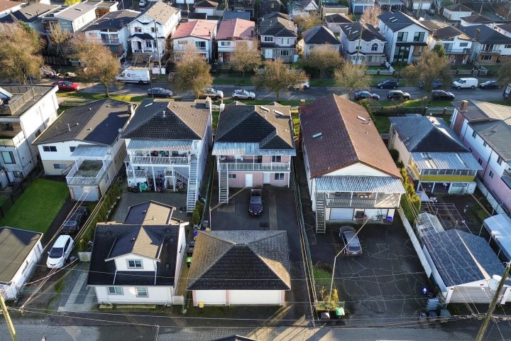 Photo 35 at 591 E 28th Avenue, Fraser VE, Vancouver East