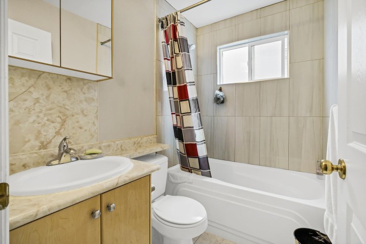 Photo 21 at 591 E 28th Avenue, Fraser VE, Vancouver East