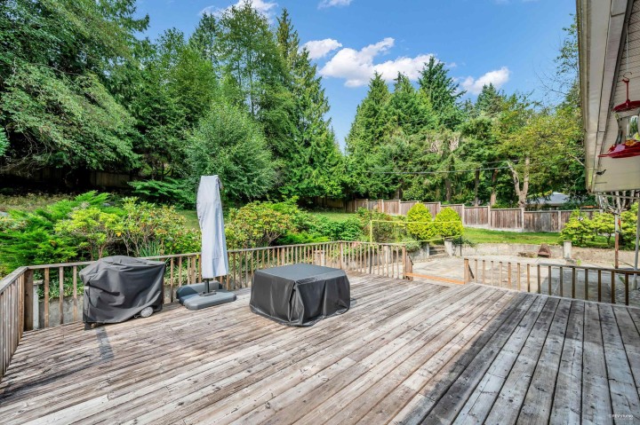 Photo 34 at 341 Rabbit Lane, British Properties, West Vancouver