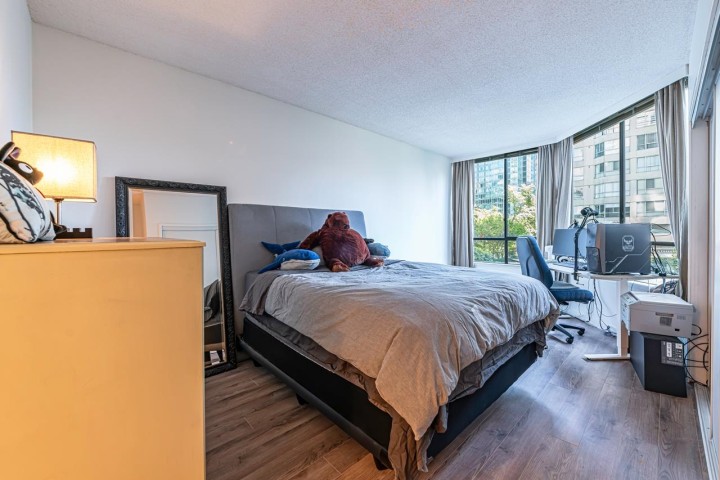 Photo 10 at 203 - 738 Broughton Street, West End VW, Vancouver West