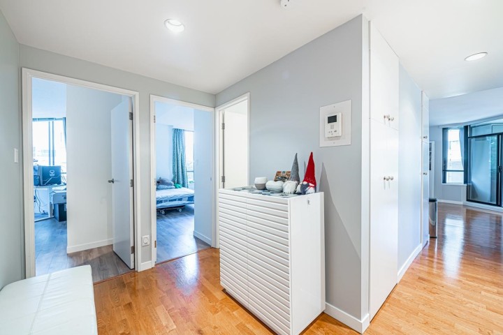 Photo 18 at 203 - 738 Broughton Street, West End VW, Vancouver West