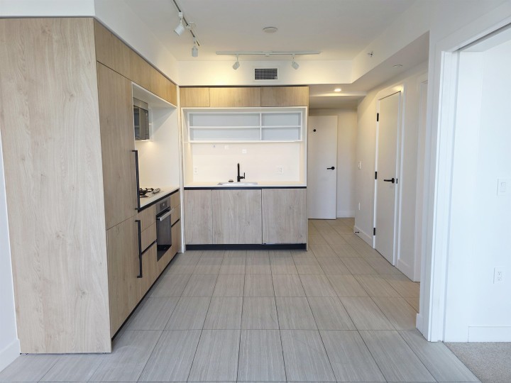 Photo 7 at 2405 - 5058 Joyce Street, Collingwood VE, Vancouver East