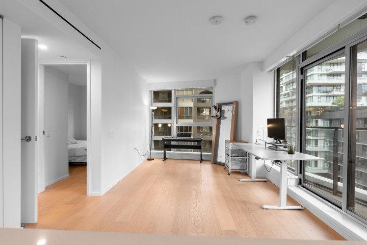 Photo 9 at 708 - 889 Pacific Street, Downtown VW, Vancouver West
