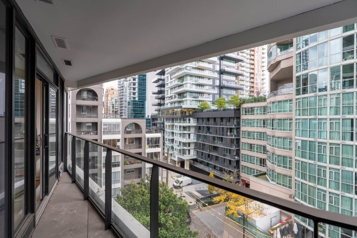 Photo 19 at 708 - 889 Pacific Street, Downtown VW, Vancouver West