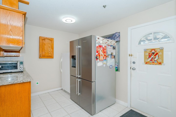 Photo 11 at 927 E 50th Avenue, South Vancouver, Vancouver East