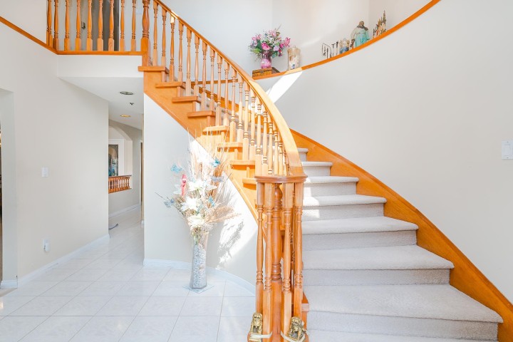 Photo 8 at 927 E 50th Avenue, South Vancouver, Vancouver East