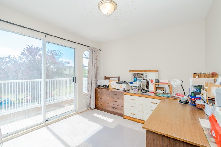 Photo 21 at 927 E 50th Avenue, South Vancouver, Vancouver East