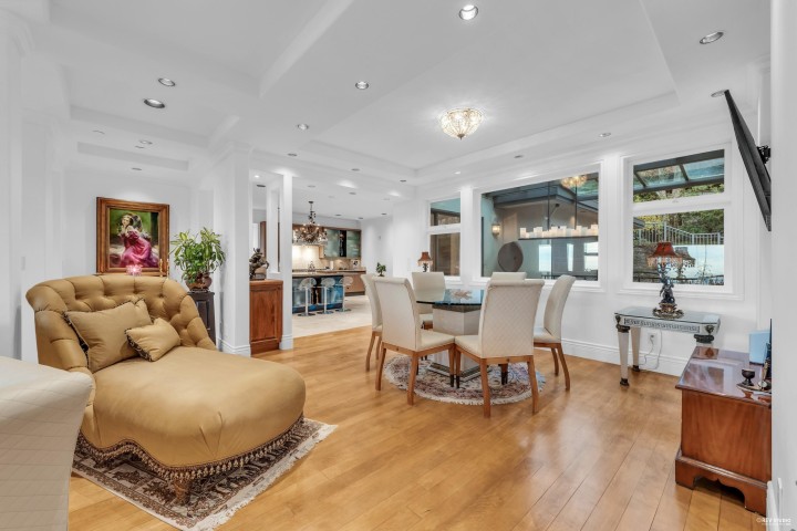 Photo 12 at 1525 Errigal Place, Canterbury WV, West Vancouver