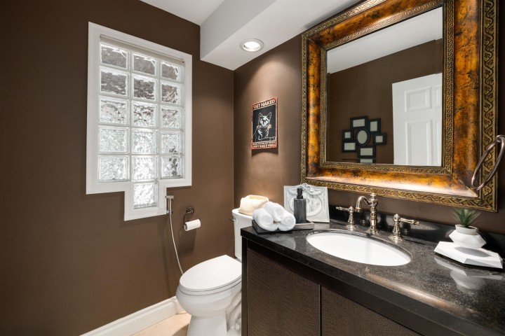 Photo 18 at 2198 Rosebery Avenue, Queens, West Vancouver