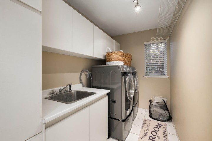 Photo 15 at 2198 Rosebery Avenue, Queens, West Vancouver