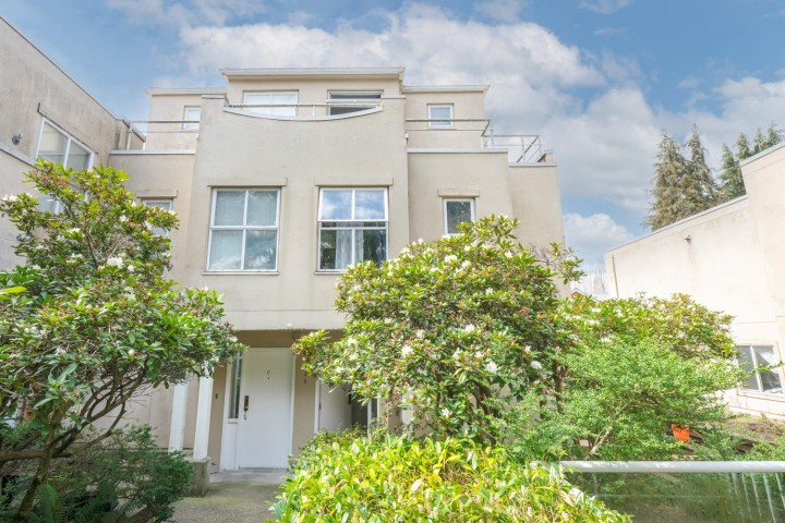 Photo 4 at D - 3439 E 43rd Avenue, Killarney VE, Vancouver East